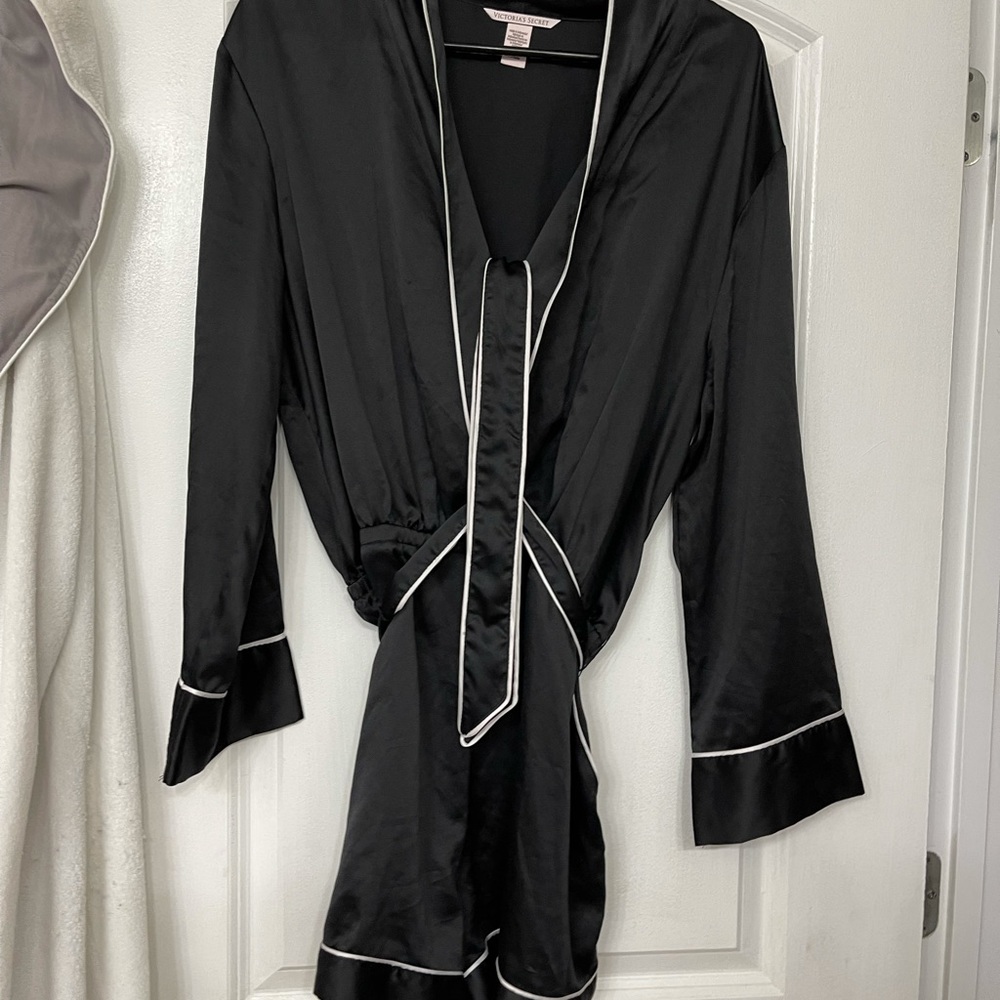 Victoria’s Secret Silk black sleeping Romper